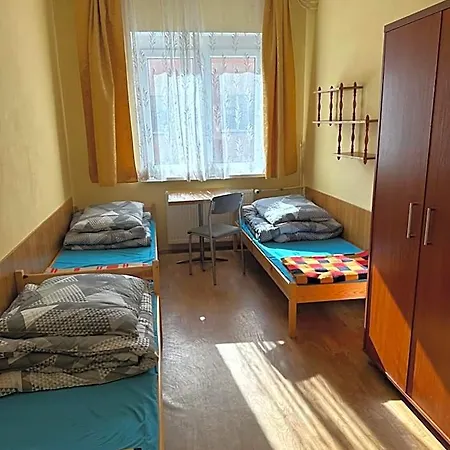 Hotel Szkolne Schronisko Mlodziezowe